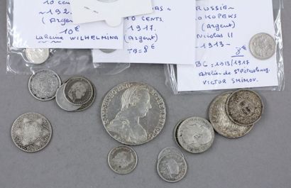 null Lot de pièces en argent : 1 thaler Marie-Thérèse 1780, 5 F monégasque 1960,...