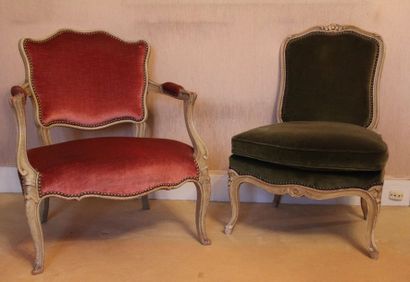 null Fauteuil cabriolet en bois naturel style Louis XV et chaise basse à dossier...