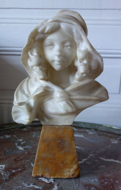 null GORY Fortunato (1895-1925) Buste de jeune fille à la coiffe Sculpture en en...