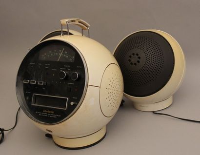 null WELTRON Radio-cassette modèle Space Ball, 8 track stéréo et deux enceintes en...