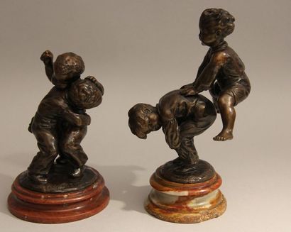 null Louis KLEY (1833-1911) Jeux d'enfants Paire de sculptures en bronze à patine...