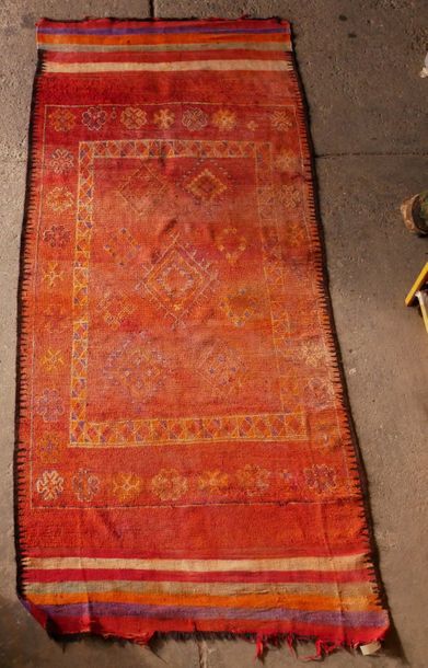 null *RABAT (Maroc) vers 1930 Kilim en velours en laine sur fondations en coton,...