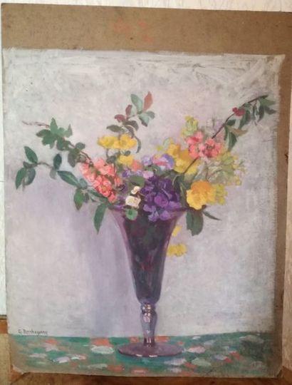 null Gabrielle BERRHAGORRY (1873-?) Bouquet de fleurs Trois huiles sur carton et...