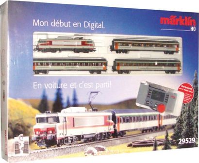 MARKLIN Digital Coffret 29529 : rame BB 15062 SNCF avec Mobile Station.