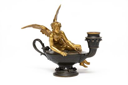 null Maison Alphonse GIROUX (1799-1867).

Lampe à huile formant bougeoir en bronze...