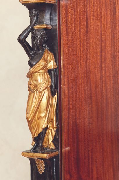 null 
The desk is made of veneer, lacquered and gilded wood.
The uprights in caryatids.
The...