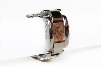null CHOPARD, Geneva.

Ladies' wristwatch, "La Strada" model, with steel case, signed...