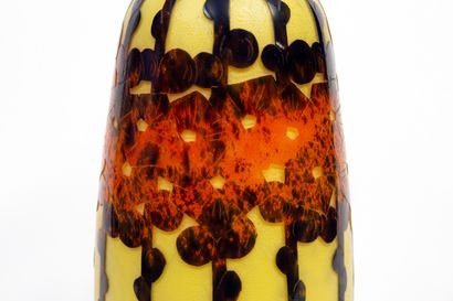 null FRENCH GLASS.

A large multi-layered acid-etched glass vase decorated with polychrome...