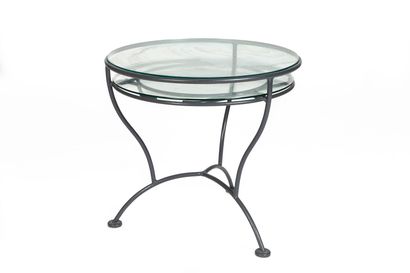 null Outdoor side table in black metal and glass top. 

H_52 cm D_54 cm