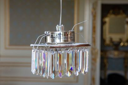 null Suite of four silver-plated pendant lights or electric ceiling lights with pendants.

H_7...