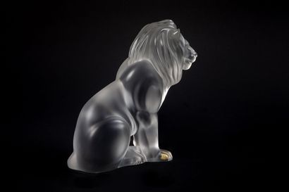 null LALIQUE France, d'après un modèle de Marie-Claude LALIQUE (1935-2003).

Lion...