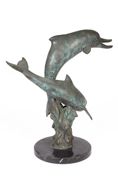 null Ecole française du XXème siècle.

Deux dauphins.

Importante sculpture en bronze...