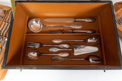 null CHRISTOFLE. 

Important silver-plated cutlery and knife set, "Delafosse" model,...