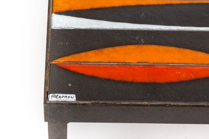 null Roger CAPRON (1922-2006).

Table basse modèle «Ellipses» en carreaux de céramique...