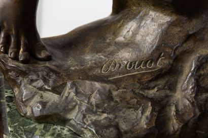 null Edouard DROUOT (1859-1945).

Lutte pour la vie.

Sculpture en bronze à patine...