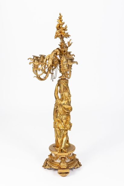 null Henri PICARD (active between 1831 and 1864).

Important candelabra in gilt bronze...