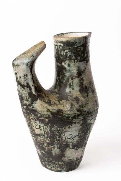 null Jacques BLIN (1920-1995).

Pitcher zoomorphic ceramic incised and enamelled...