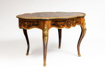 null Table of living room in marquetry of wood of veneer with rich decoration of...