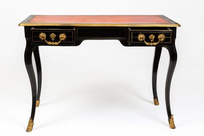 null Small flat desk in blackened wood and ornamentation of gilded bronzes and nets...