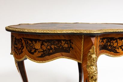 null Table of living room in marquetry of wood of veneer with rich decoration of...