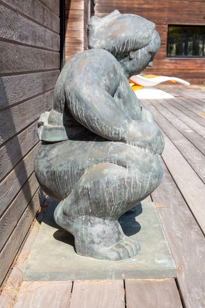 null Françoise COMAILLS (née en 1952).

Sumo.

Importante sculpture en bronze à patine...