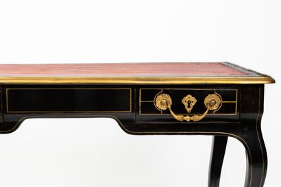 null Small flat desk in blackened wood and ornamentation of gilded bronzes and nets...