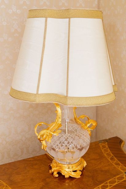 null 
BALDI, Firenze.




Pair of bedside lamps in cut and sandblasted crystal, rich...