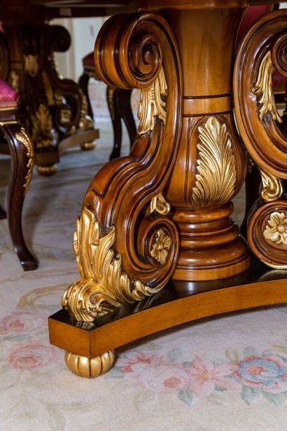 null ARMANDO RHO, Italy.

Important dining room table in veneer and blackened wood,...