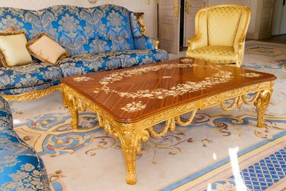 null ARMANDO RHO, Italy.

Large carved and gilded wood coffee table with rosewood...