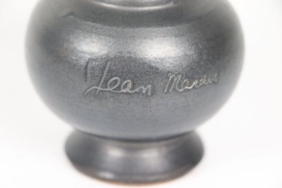 null Jean MARAIS (1913-1998). 

Miniature pitcher in black glazed terra cotta. 

Signed....