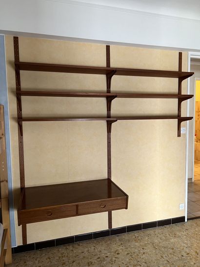 null Modular wooden bookshelf. 

Module 1/ H_200 cm W_348cm D_49,5cm

Module 2/ H_200...