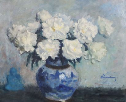 null Maurice DEMINNE (XXth century). 

Peonies. 

Oil on canvas, signed lower right....