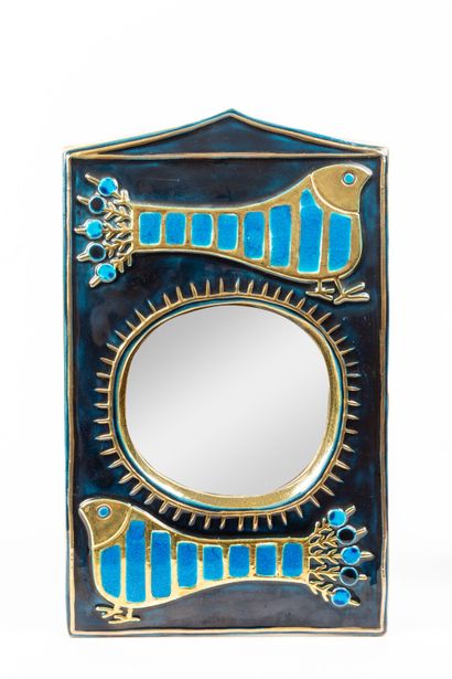 null Mithé ESPELT (1923-2020).

Rectangular mirror with pediment in enamelled ceramic...