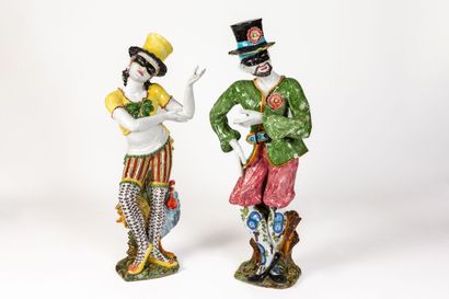 null CECCARELLI (XXth century).

Characters of the Commedia dell'arte.

Pair of sculptures...