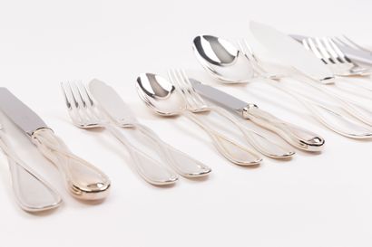 null CHRISTOFLE. 
Important part of silver plated cutlery and knives menagere, coming...