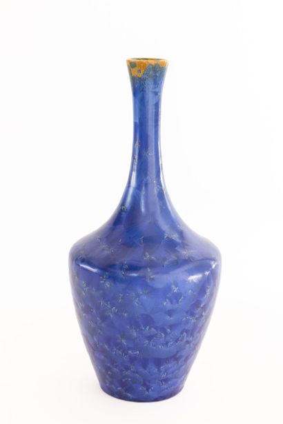 Serafino FERRARO (1939-2017). 
Vase with...