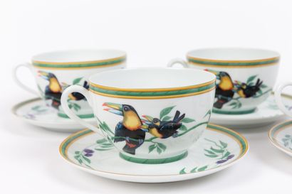 null HERMÈS, Paris.
Suite of four breakfast cups and their dormants, model "Toucan"...