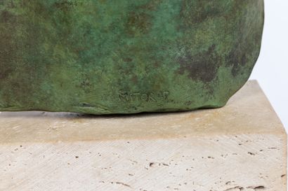 null Igor MITORAJ (1944-2014).
Asklepios.
Buste en bronze à patine vert antique,...