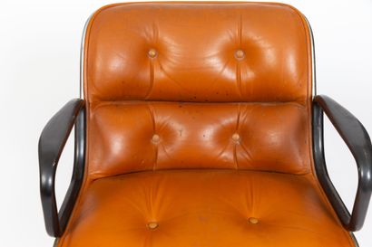 null Charles POLLOCK (1930-2013) for KNOLL INTERNATIONAL.
Office chair model "Executive...