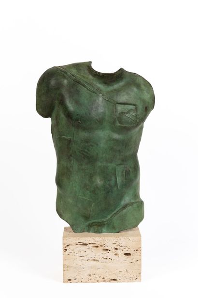 null Igor MITORAJ (1944-2014).
Perseus.
Bronze bust with an antique green patina,...