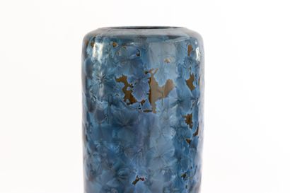 null Serafino FERRARO (1939-2017). 
High cylindrical ceramic vase decorated with...