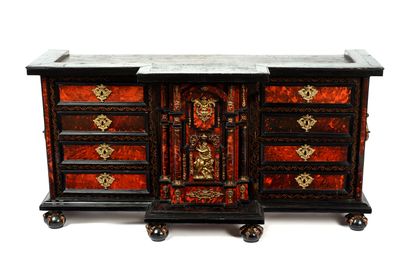 null Cabinet with central recess and detached columns in red tortoiseshell veneer...