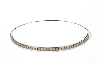 null Oval table top in openwork silvered bronze topped with a mirror. 
Louis XVI...