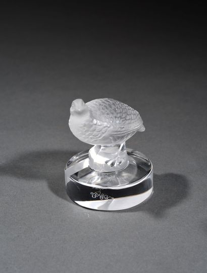 null LALIQUE France.
Suite of eight pressed and partially satin-finished molded crystal...