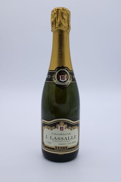 null * Champagne Lassalle J. brut Préférence non millésimé, 56 demi-bouteilles