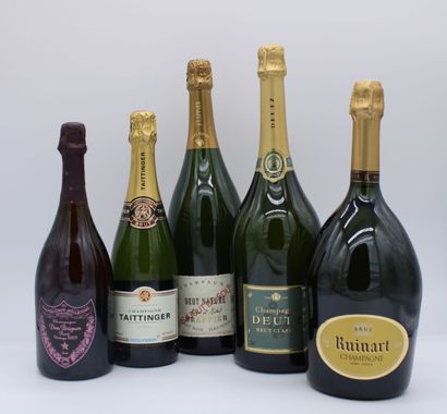 null Assortiment de champagnes

Dom Pérignon rosé 2003, une bouteille

Deutz brut...