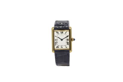  CARTIER, Ladies' watch model "Tank" in yellow gold 750, square back with white background,...