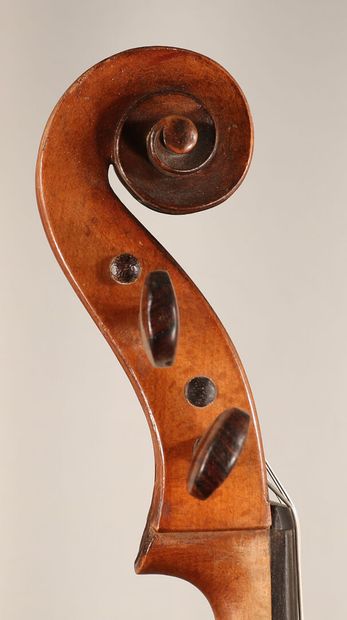 null *French cello made in Mirecourt around 1920-30, size 1/2 unspun, fractures on...