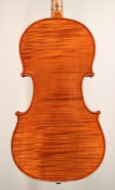 null *Violin made in collaboration with Jean-Baptiste Collin Mezin Père et Fils,...