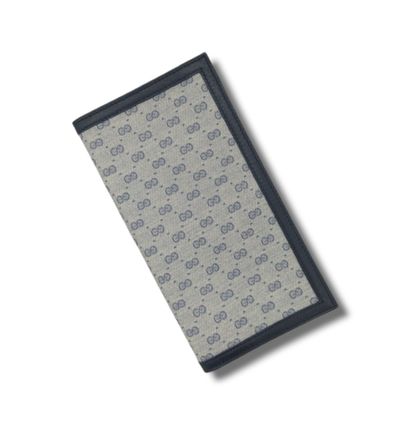 null GUCCI, Wallet in canvas with the brand logo and navy blue leather

9 x 17 c...